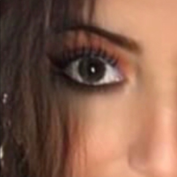 Meet your Posher, Trina - Picture 4 of 17